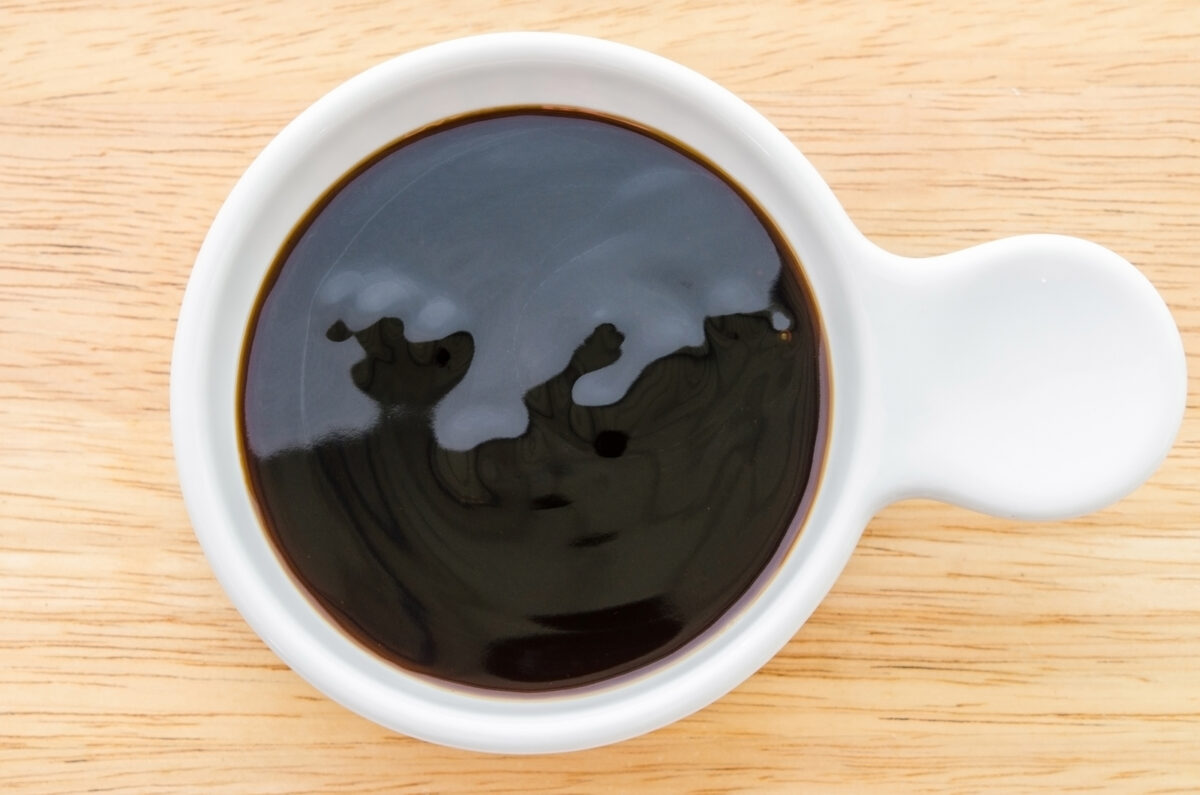 Hoisin Sauce vs. Oyster Sauce (Easy Comparison Chart)