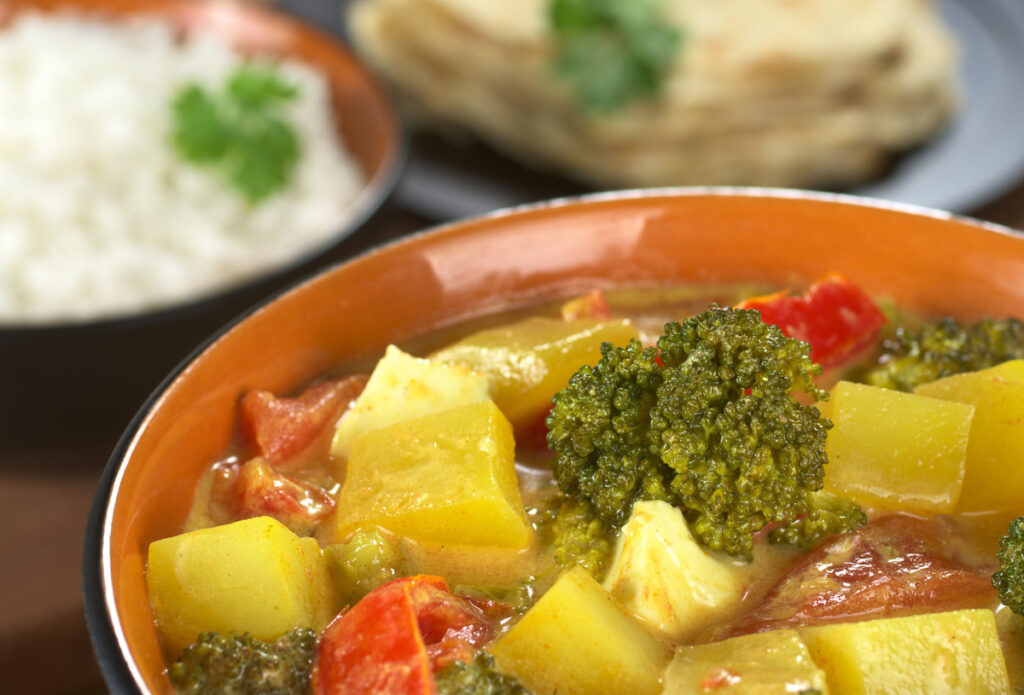 A bowl of tasty vegetable curry.