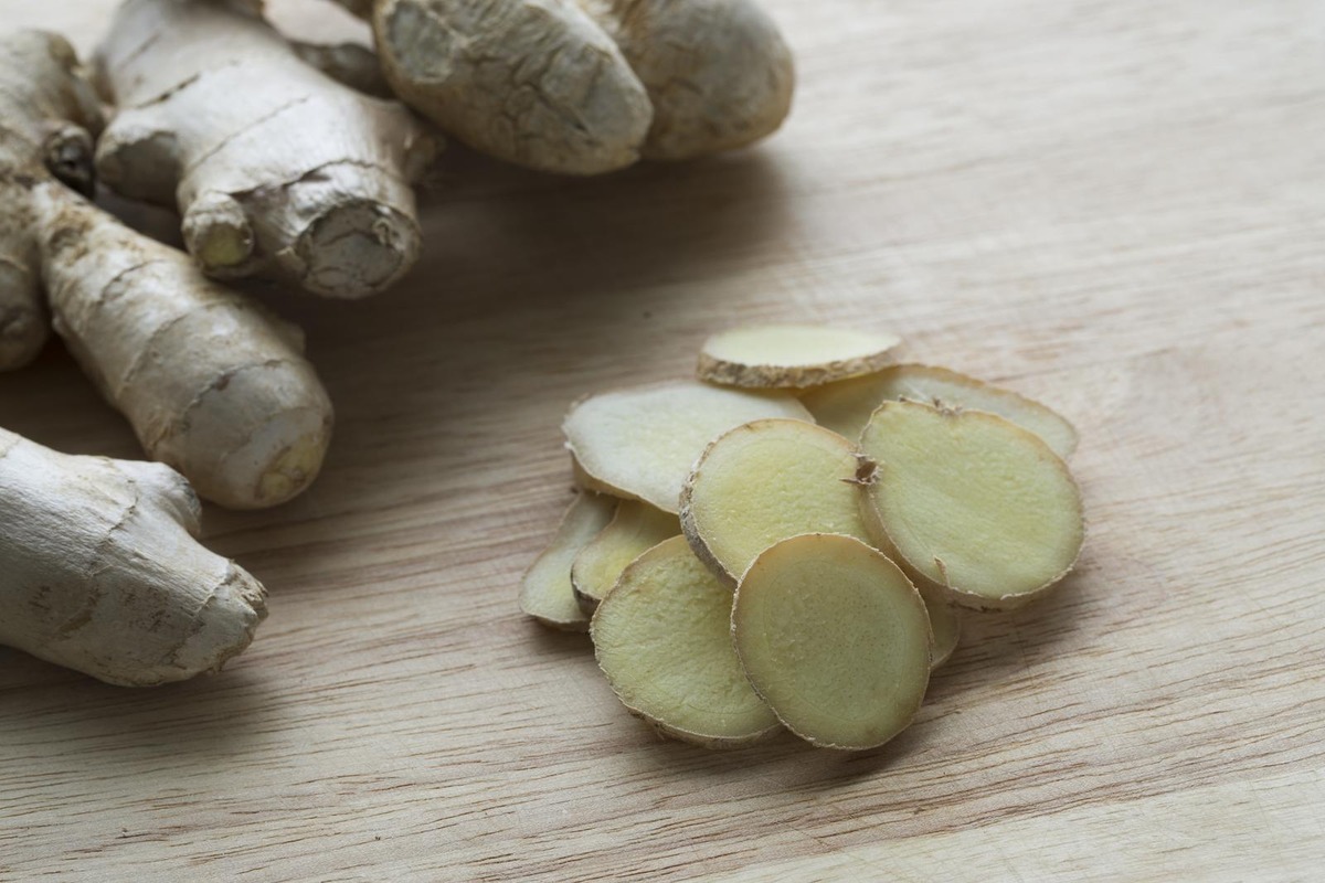 Best Substitute for Horseradish (13 Picks for Any Recipe)