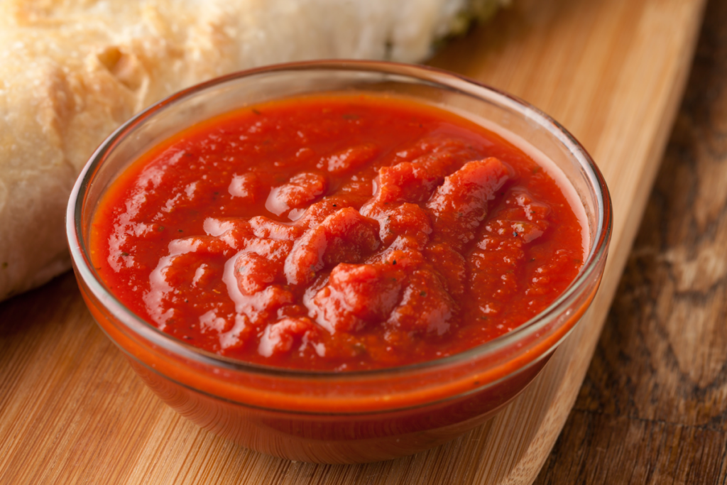 Pizza Sauce vs. Marinara Sauce (Most Important Differences)